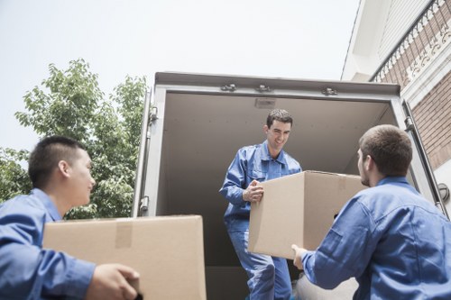 Local removal truck hire for home and student moves